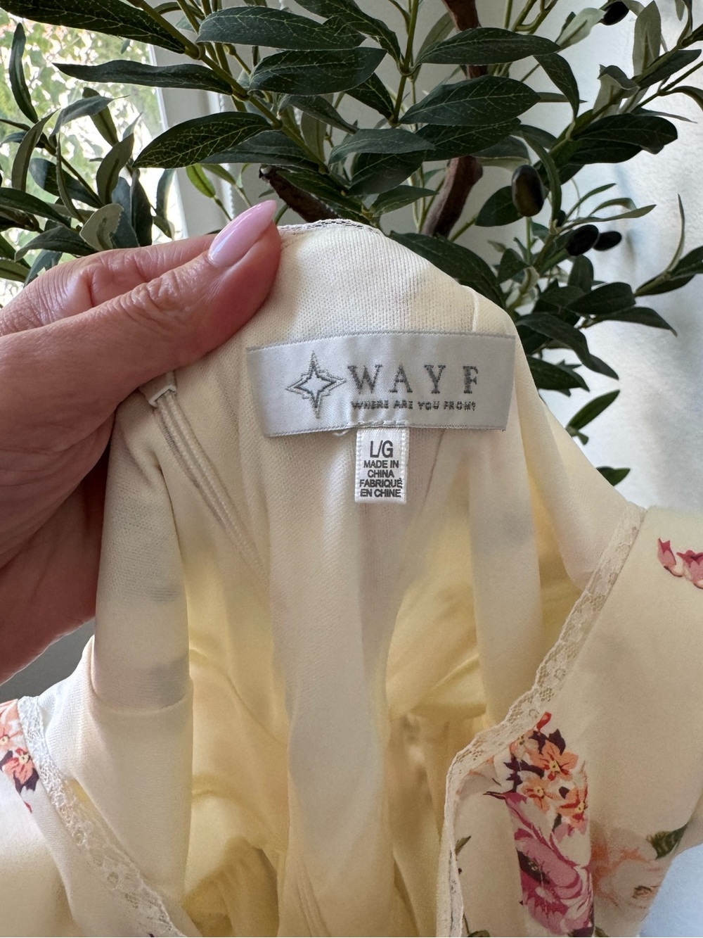 WAYF Cream Floral Corset Midi Dress with Pink & Green Accents L - Picture 2 of 8